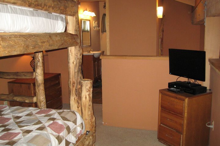 Room 5 of 49