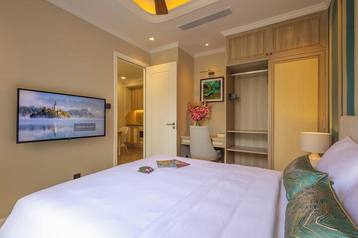Room 30 of 70