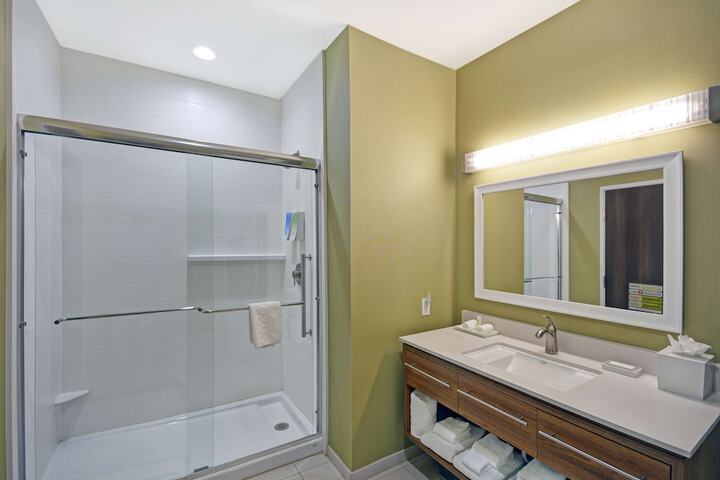Bathroom shower