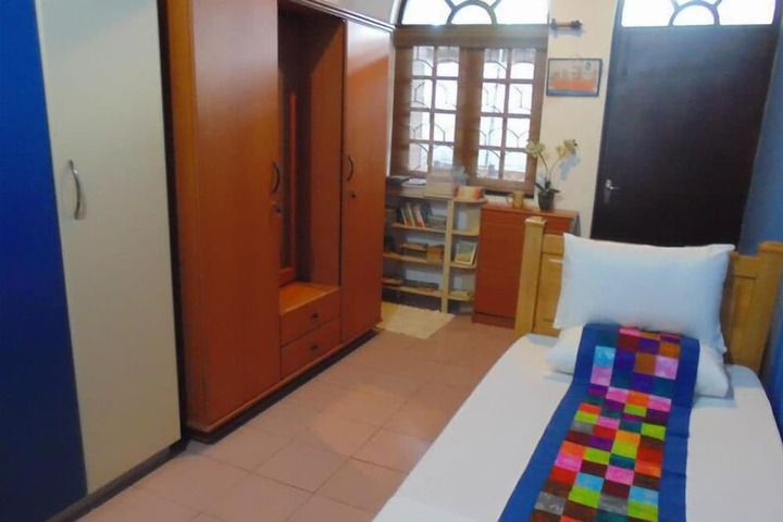 Room 17 of 53