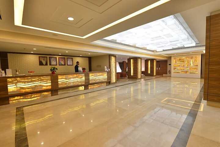 Hotel 2 of 41