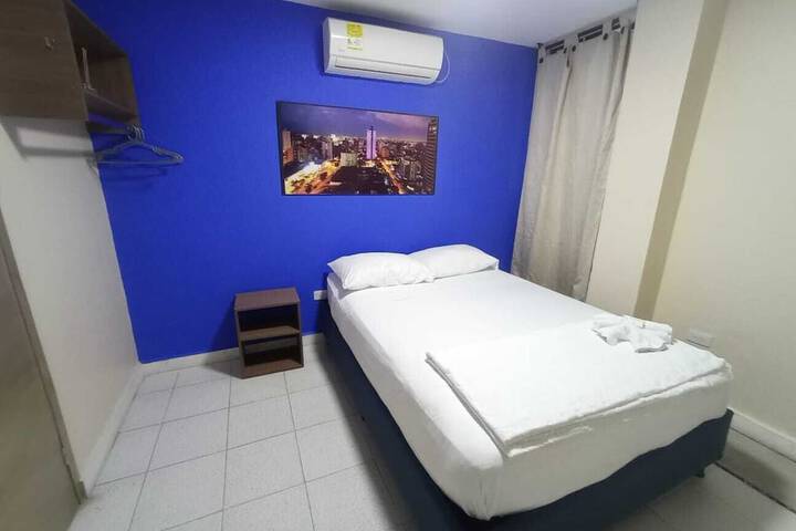 Room 8 of 22