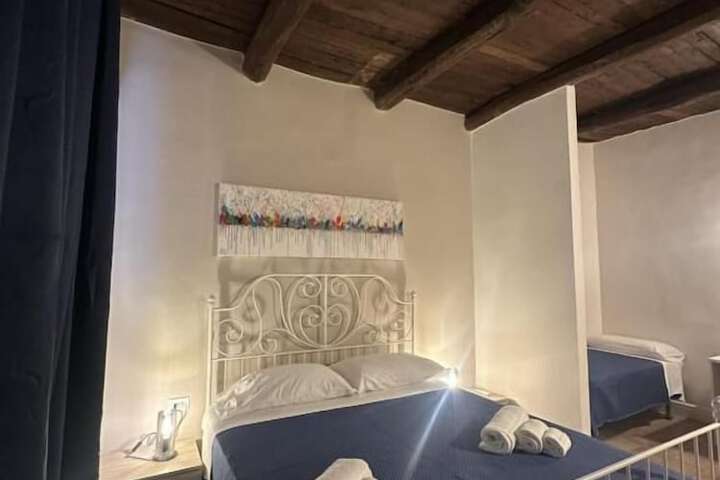 Room 14 of 37