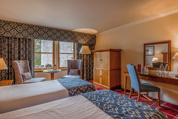 Room 46 of 127