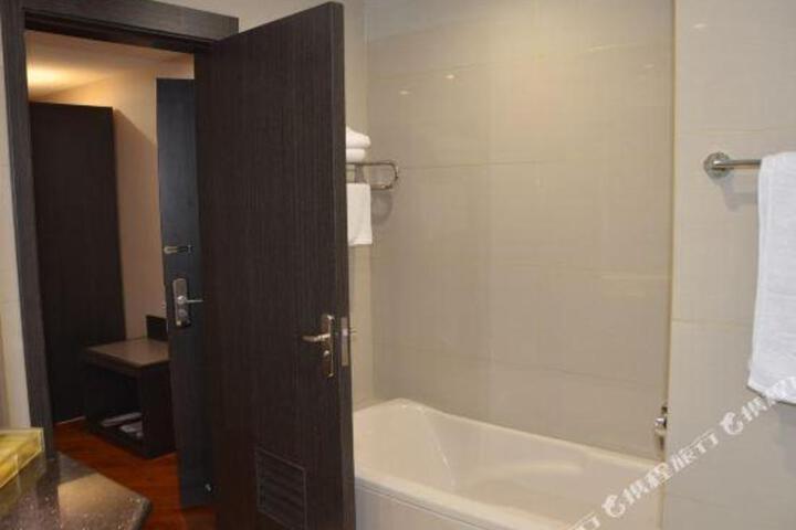 Chizhou Yinxing Business Hotel