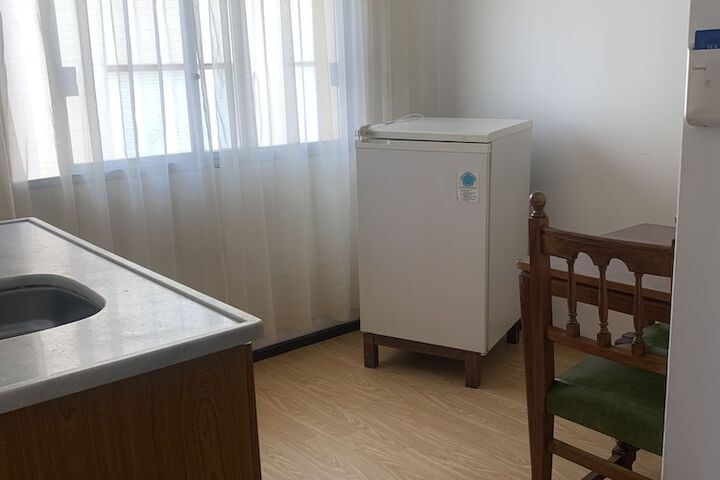 Room 17 of 65