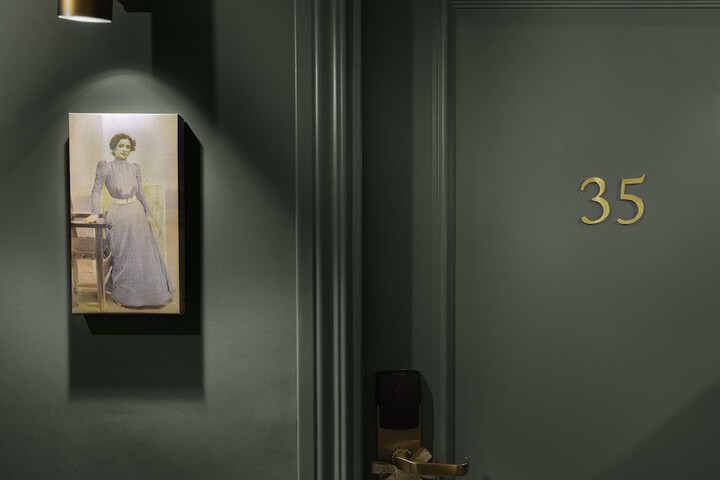 Ballroom/Hall 113 of 129