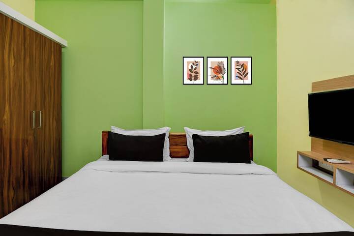 Room 12 of 29
