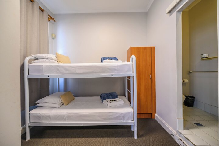Room 21 of 69