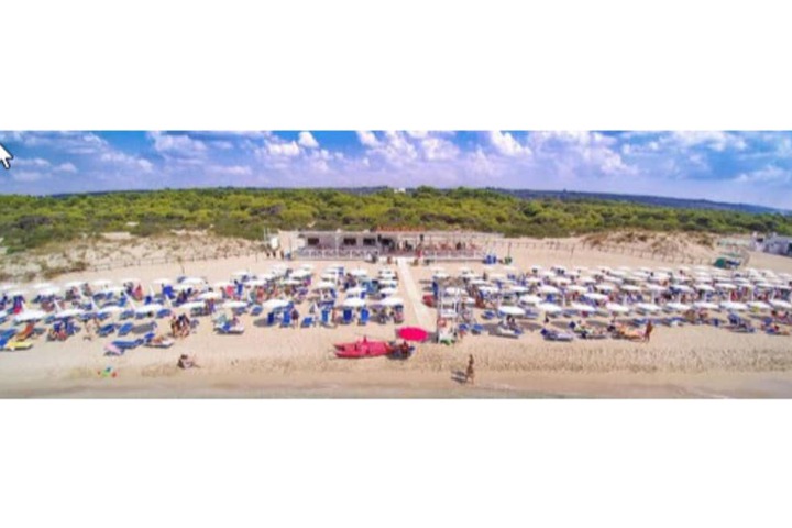 Beach bar