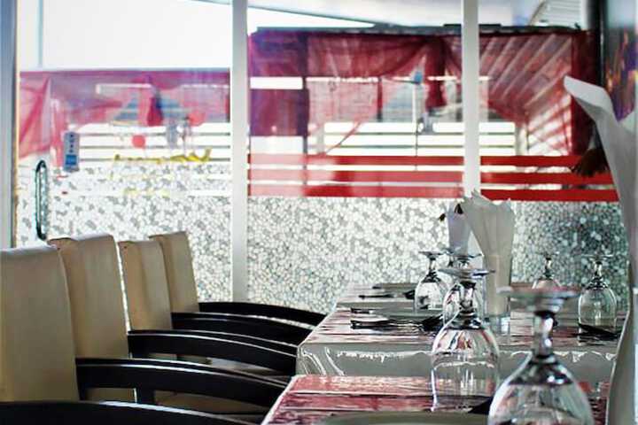 Dining 59 of 74