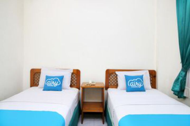 Room 8 of 27