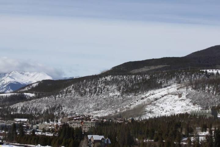 Skiing