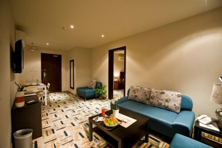 Room 10 of 45
