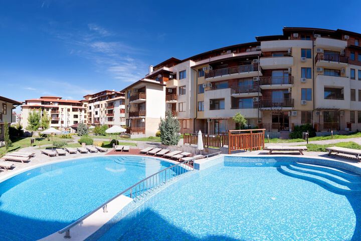 Pool 145 of 209