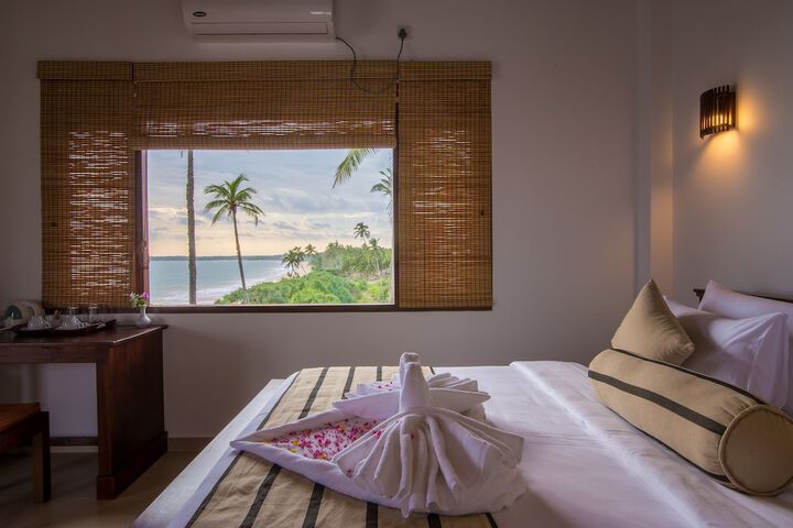 Room 4 of 51