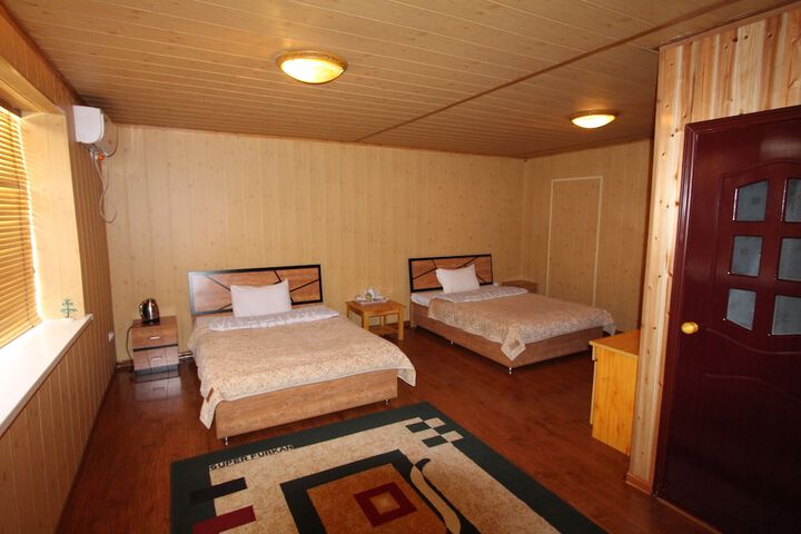 Room 2 of 9