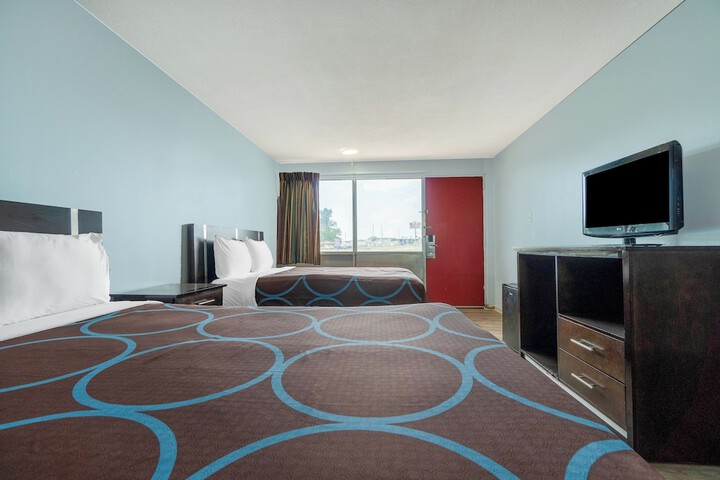 Room 26 of 76