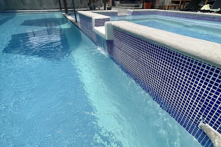 Pool 101 of 127