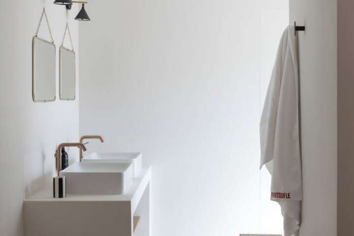 Room 18 of 36