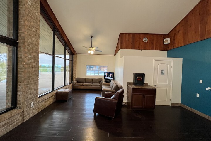 Hotel Interior 4 of 19