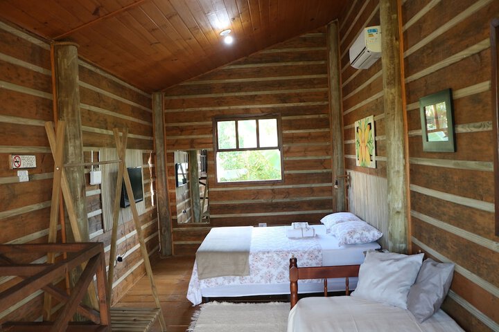 Room 6 of 32