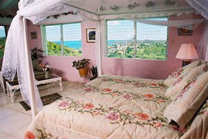 Room 25 of 37