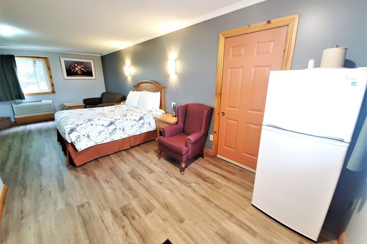 Room 65 of 181