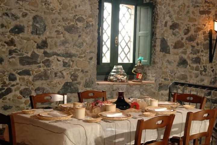Dining 49 of 82