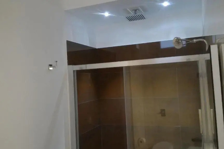 Room 4 of 5