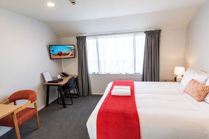Room 13 of 46