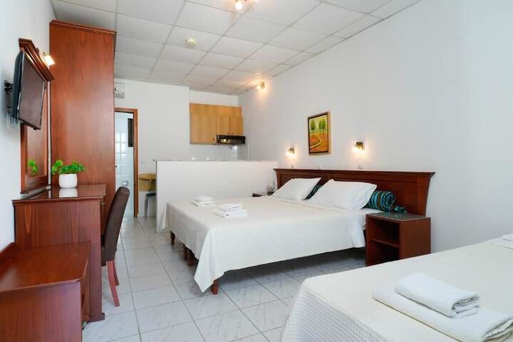 Room 45 of 123