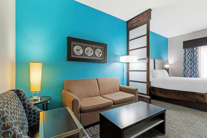 Room 6 of 35