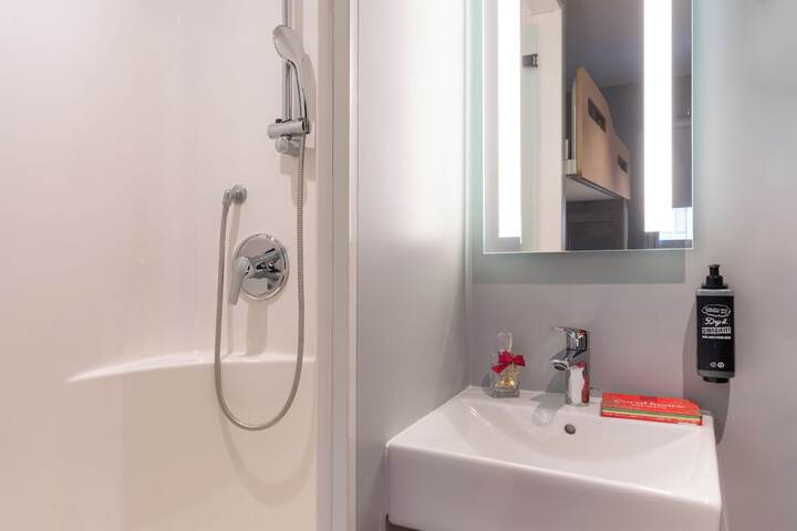 Bath Interior