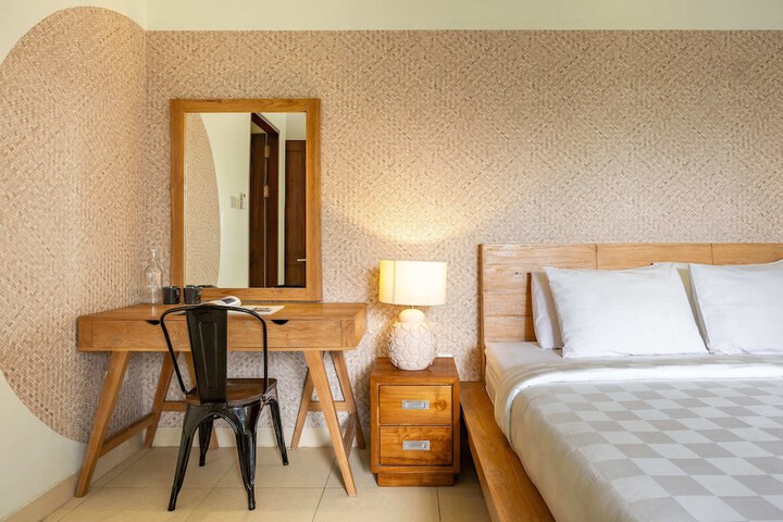 Room 18 of 35