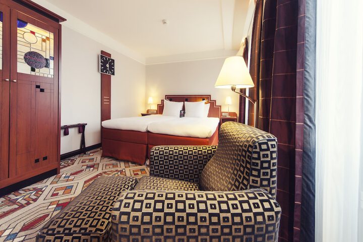 Room 15 of 75