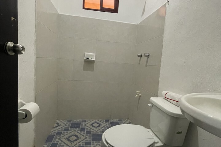 Room 19 of 28