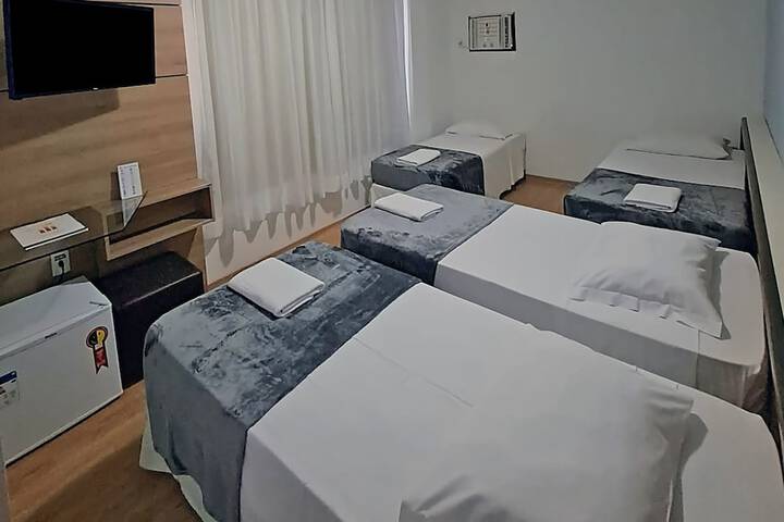 Room 16 of 82