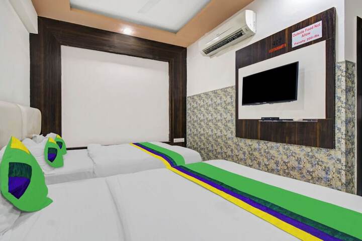 Room 5 of 60