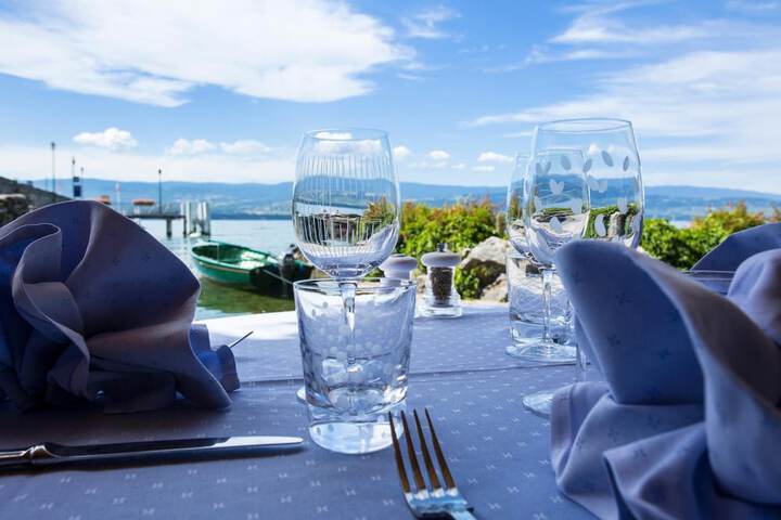 Dining Photos