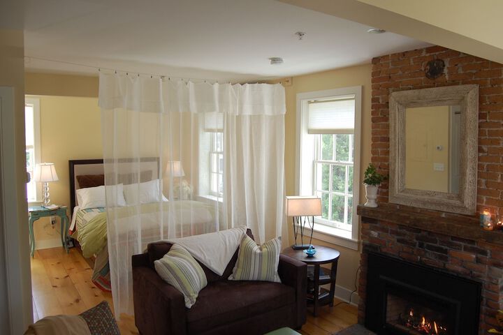 Room 10 of 43