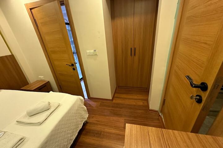 Room 25 of 56