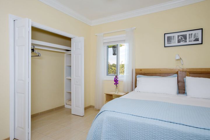 Room 7 of 46
