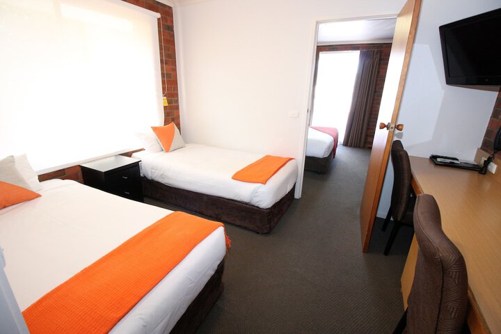 Room 10 of 47