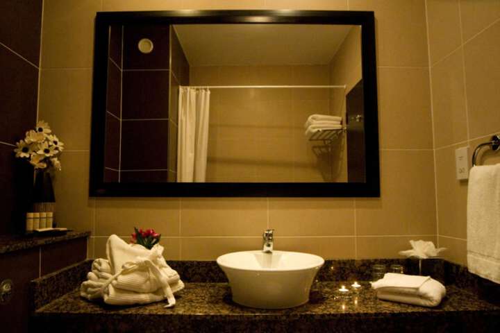 Clean Restrooms