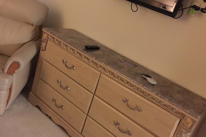 Room 2 of 24