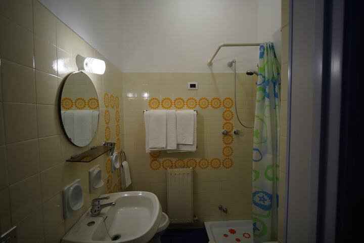 Room 29 of 89
