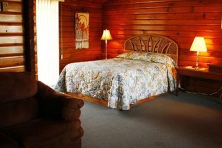 Room 4 of 53