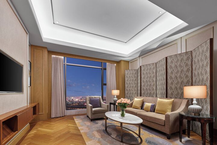 Room 21 of 103