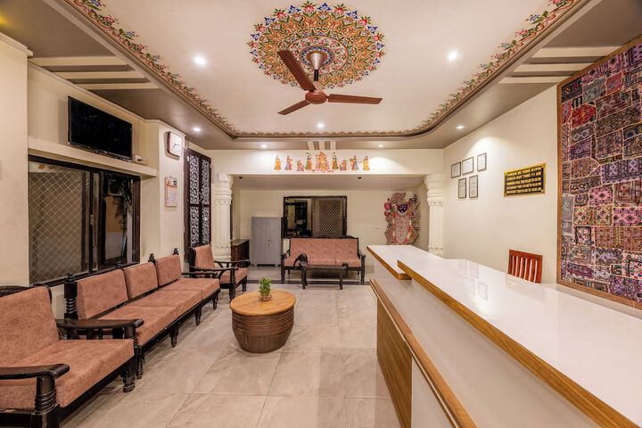 Hotel Interior 4 of 140